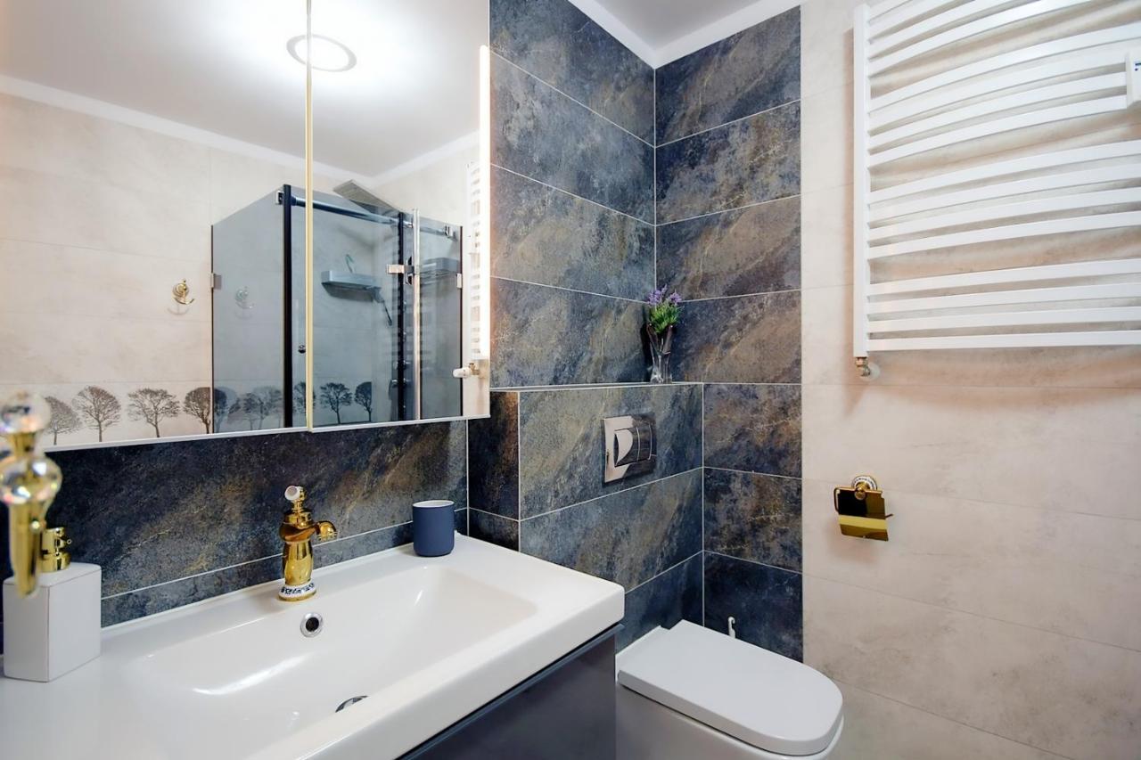 Miodowy Dom Exspanse Apartament 2 Lub 3 Pokoje Z Tarasem I Parkingiem Колобжег Екстер'єр фото