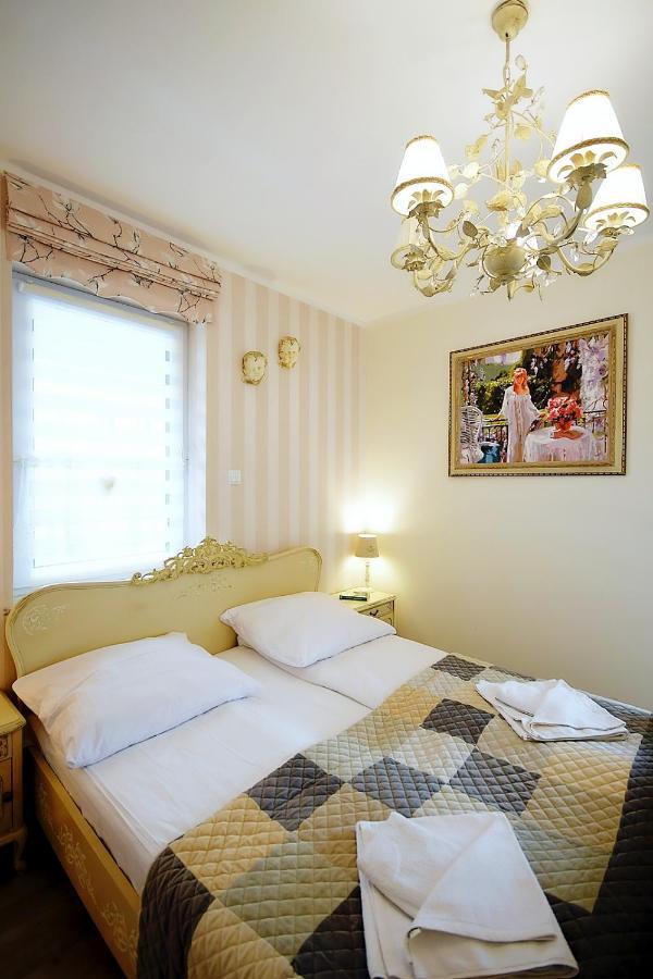 Miodowy Dom Exspanse Apartament 2 Lub 3 Pokoje Z Tarasem I Parkingiem Колобжег Екстер'єр фото